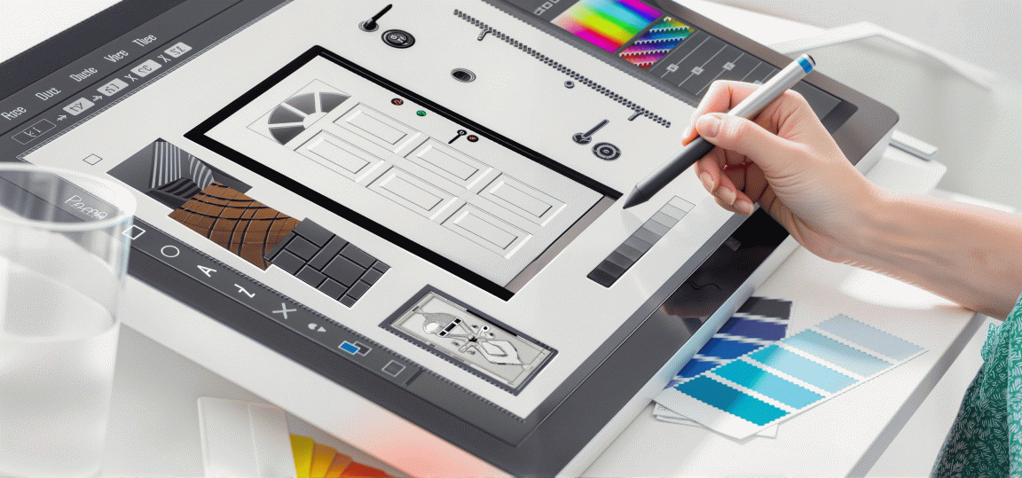 Дизайн входной двери на экране — цветная прорисовка индивидуальной входной двери.