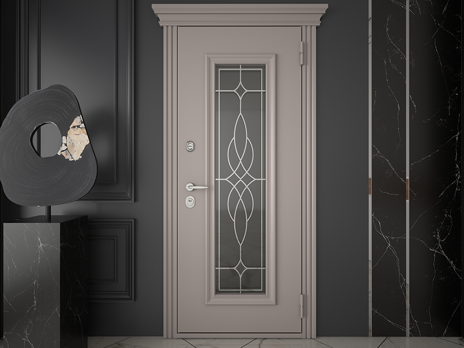 Входная дверь современная с геометрическим стеклом, классическим обрамлением и мраморной отделкой.