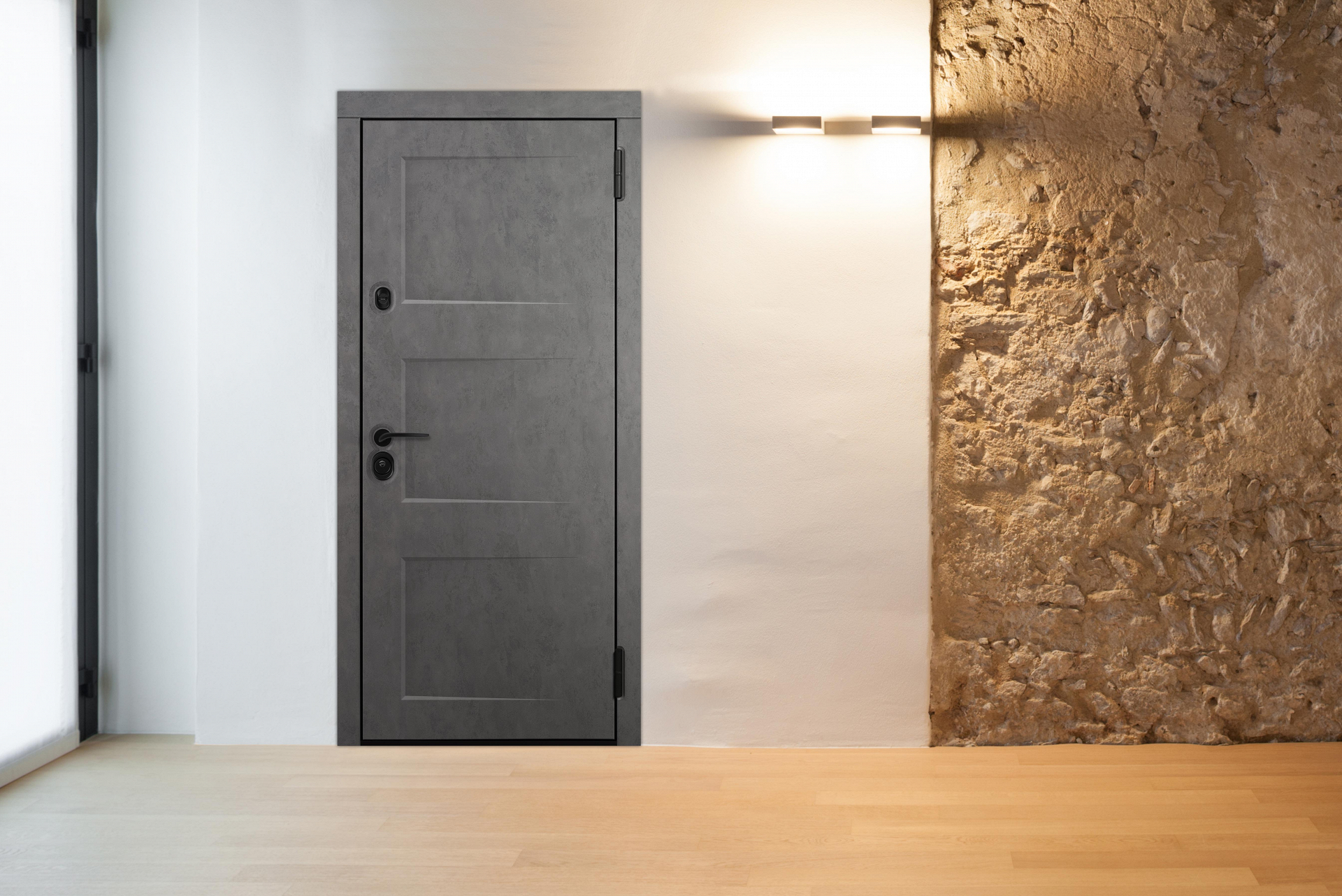 Серая входная дверь в квартиру