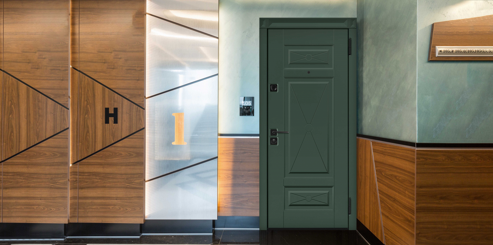 Темно-зеленая входная дверь