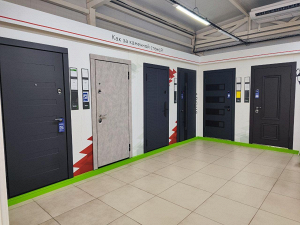 Бренд-секция «Стальная линия» = ул. 25 лет Октября, д. 1, стр. 10\4