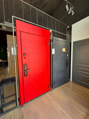 Бренд-секция «Стальная линия» = пр-т Дзержинского, д. 190А