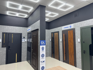 Бренд-секция «Стальная линия» = ул. Ирчи Казака, д. 31Б (магазин «Рамас»)