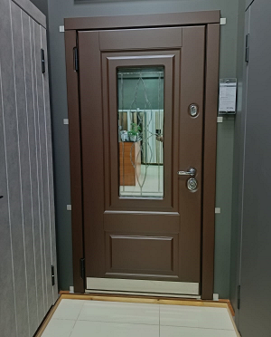 Бренд-секция «Стальная линия» = ул. Толстого, д. 111А